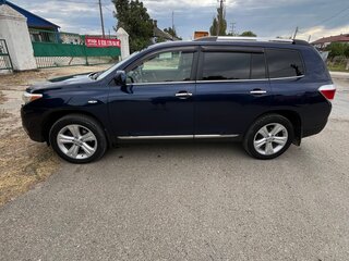 2011 Toyota Highlander II (XU40) Рестайлинг, синий, 2000000 рублей, вид 4