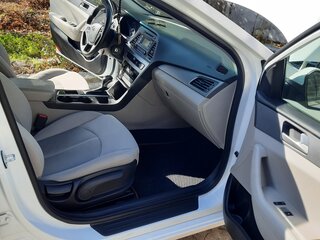 2017 Hyundai Sonata VII (LF), белый, 1300000 рублей, вид 4