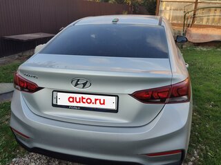 2017 Hyundai Solaris II, серебристый, 1350000 рублей, вид 5