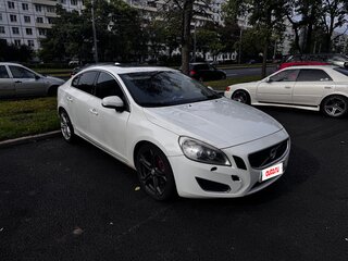 2012 Volvo S60 II, белый, 1300000 рублей, вид 2