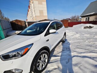 2016 Ford Kuga II Рестайлинг, белый, 2045000 рублей, вид 1