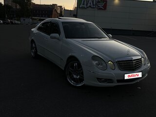 2007 Mercedes-Benz E-Класс 350 III (W211, S211) Рестайлинг, белый, 1000000 рублей, вид 1