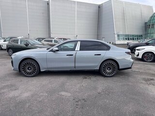 2025 BMW 7 серии 740d xDrive VII (G70), серый, 17590000 рублей, вид 3