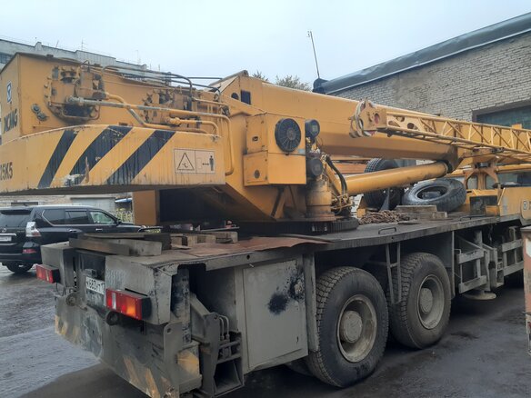 2008 XCMG XCT25L5, золотистый - вид 2