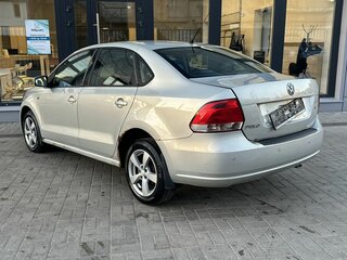 2012 Volkswagen Polo V, серый, 500000 рублей, вид 4