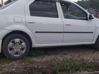 2013 Renault Logan I Рестайлинг, белый, 320000 рублей, вид 4