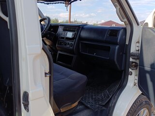 2000 Volkswagen Caravelle T4, белый, 1000000 рублей, вид 3