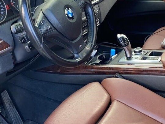 2012 BMW X5 50i II (E70) Рестайлинг, белый, 1970000 рублей - вид 5