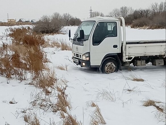2004 Mazda Titan, белый, 1800000 рублей - вид 5