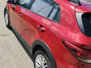 2018 Kia Rio X-Line IV, красный, 1400000 рублей, вид 4