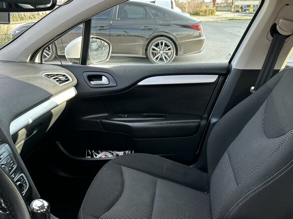 2014 Citroen C4 II, белый, 1000000 рублей - вид 7