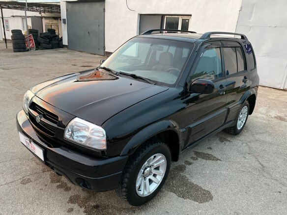 2000 Suzuki Grand Vitara I, чёрный - вид 15