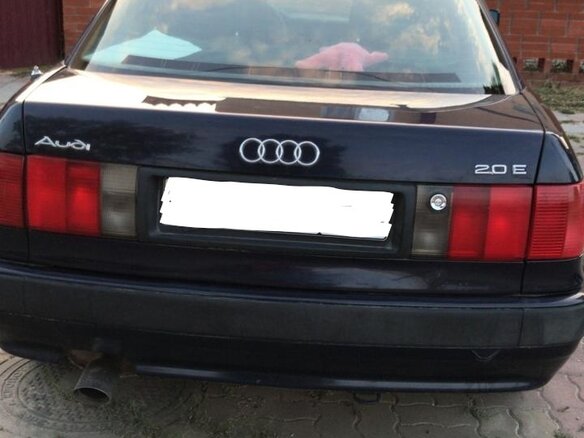 1992 Audi 80 V (B4), синий, 550000 рублей - вид 1