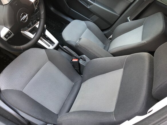 2013 Opel Astra H Рестайлинг, серебристый - вид 6
