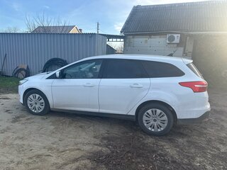2017 Ford Focus III Рестайлинг, белый, 870000 рублей, вид 2