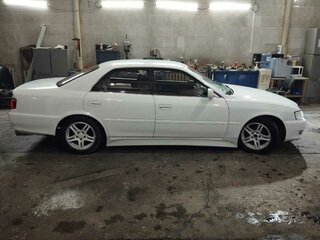1998 Toyota Chaser VI (X100) Рестайлинг, белый, 1050000 рублей, вид 5