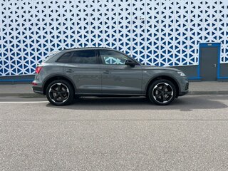 2017 Audi Q5 II (FY), серый, 3250000 рублей, вид 4