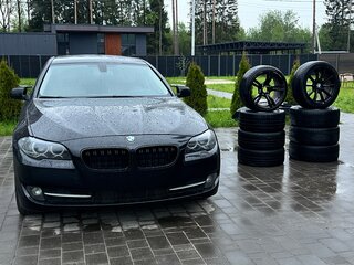 2013 BMW 5 серии 525d xDrive VI (F10/F11/F07), чёрный, 1700000 рублей, вид 4