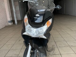 2010 Honda PCX 125, чёрный, 210000 рублей, вид 4