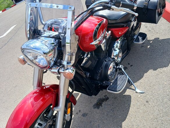 2013 Yamaha XVS1300, пурпурный, 999999 рублей