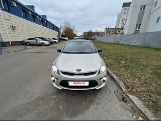 2018 Kia Rio IV, бежевый, 1350000 рублей, вид 2