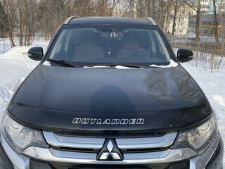 2016 Mitsubishi Outlander III Рестайлинг 2, чёрный, 2250000 рублей, вид 2
