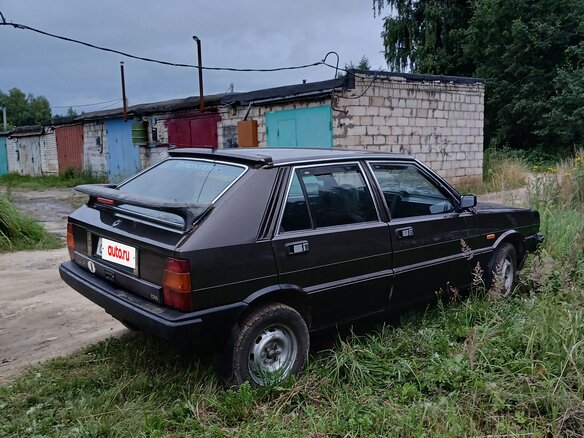 1985 Lancia Delta I (831), коричневый, 450000 рублей - вид 2