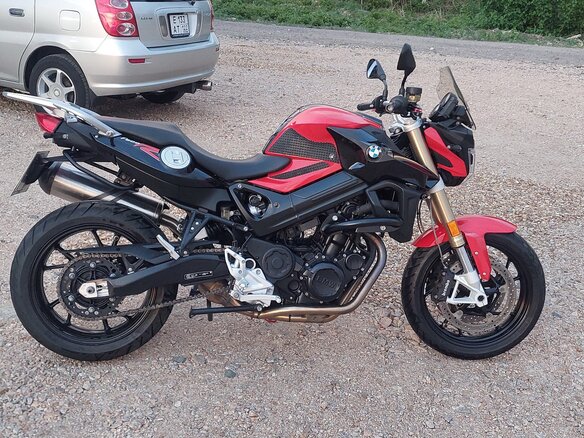 2017 BMW F 800 R, красный, 800000 рублей - вид 16