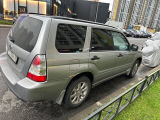 2007 Subaru Forester II Рестайлинг, серебристый, 840000 рублей, вид 3