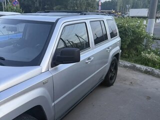 2009 Jeep Liberty (Patriot), серебристый, 820000 рублей, вид 2