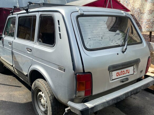 2009 Lada (ВАЗ) 2131 (4x4) I, серебристый, 375000 рублей - вид 3