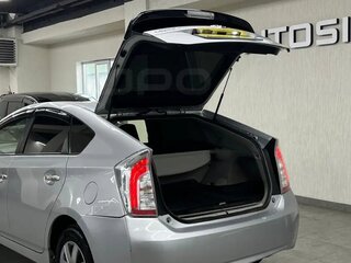 2013 Toyota Prius III Рестайлинг (XW30), серый, 50000 рублей, вид 5