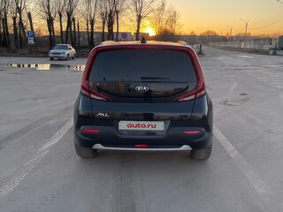 2019 Kia Soul III, чёрный, 1820000 рублей, вид 5