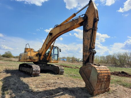 2006 Komatsu PC300, жёлтый, 4500000 рублей, вид 3