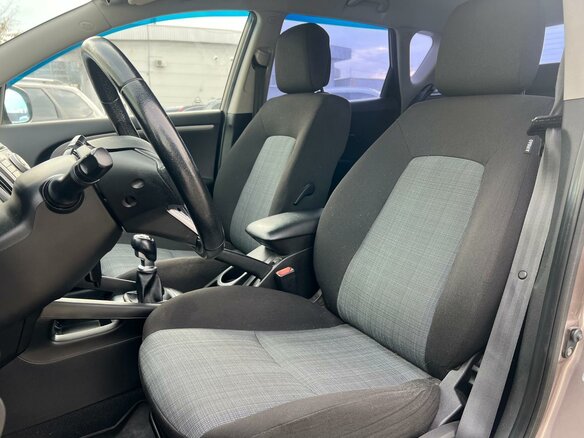 2010 Kia Ceed I Рестайлинг, бежевый, 820000 рублей - вид 7