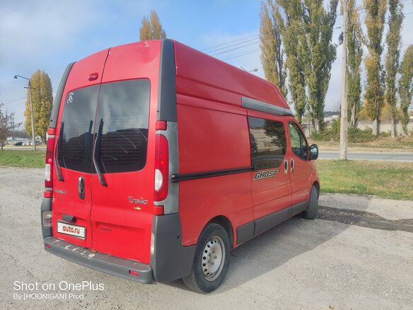 2010 Renault Trafic, красный, 990000 рублей - вид 6