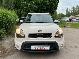 2013 Kia Soul I Рестайлинг, бежевый, 1350000 рублей, вид 2