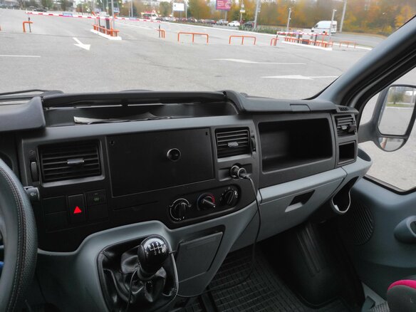 2013 Ford Transit, белый, 1400000 рублей - вид 18