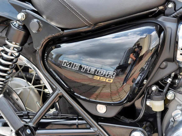 2026 Royal Enfield Meteor, серый, 528000 рублей - вид 10