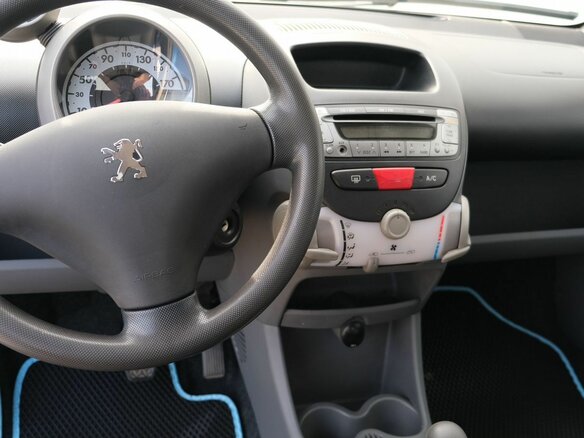 2007 Peugeot 107 I, голубой, 460000 рублей - вид 9