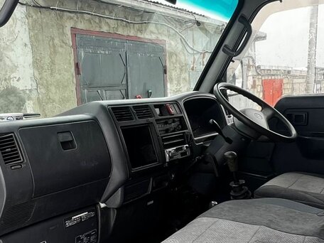 1996 Toyota Toyoace, синий, 1500000 рублей, вид 2