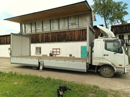 2011 Fuso (Mitsubishi) Fighter, белый, 4250000 рублей, вид 3