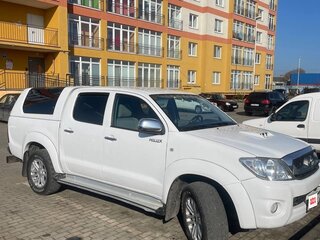 2011 Toyota Hilux Arctic Trucks AT35 VII, белый, 1950000 рублей, вид 5