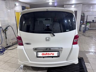 2009 Honda Freed I, белый, 990000 рублей, вид 3