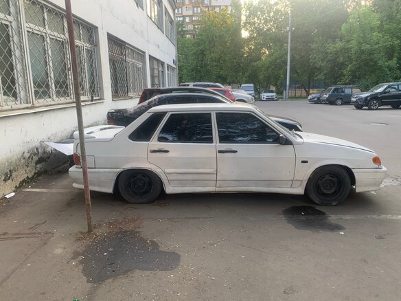 2001 Lada (ВАЗ) 2115, белый, 85000 рублей - вид 2