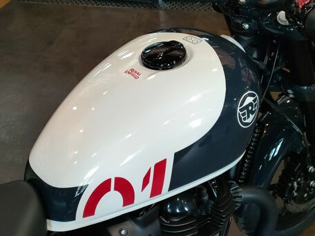 2026 Royal Enfield Shotgun, белый, 741000 рублей, вид 3