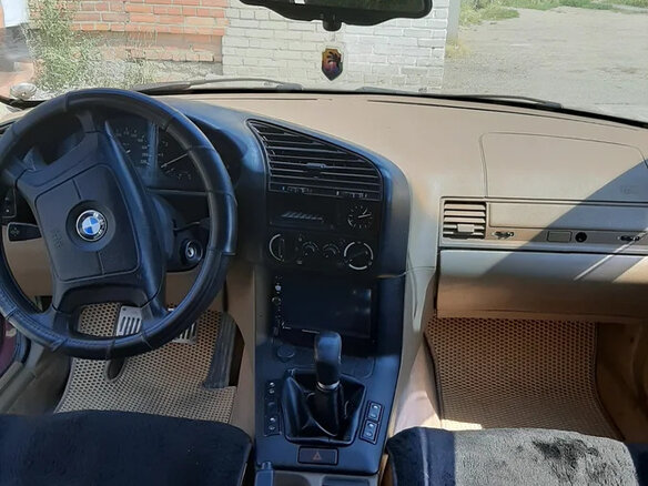 1995 BMW 3 серии 316i III (E36), фиолетовый - вид 16
