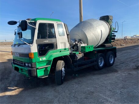 1991 Isuzu Автобетоносмеситель, 2150000 рублей, вид 3