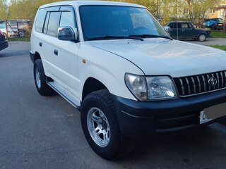 2000 Toyota Land Cruiser Prado 90 Series Рестайлинг, белый, 1780000 рублей, вид 2