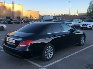 2017 Mercedes-Benz E-Класс 200 V (W213, S213, C238), чёрный, 2699000 рублей, вид 4